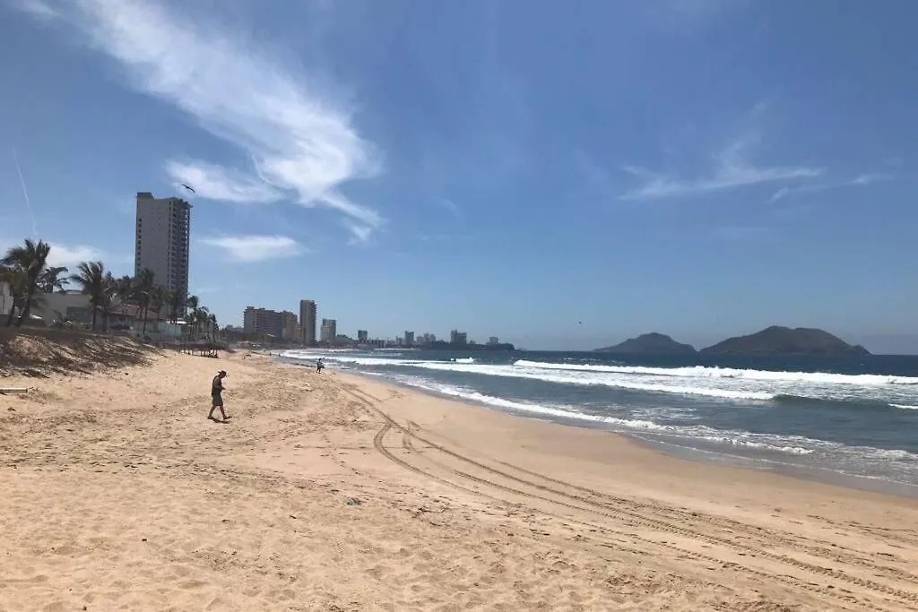 Departamento Con Bonita Vista , Balcon Y Alberca !! En Cerritos - 406 A - Διαμέρισμα Mazatlán
