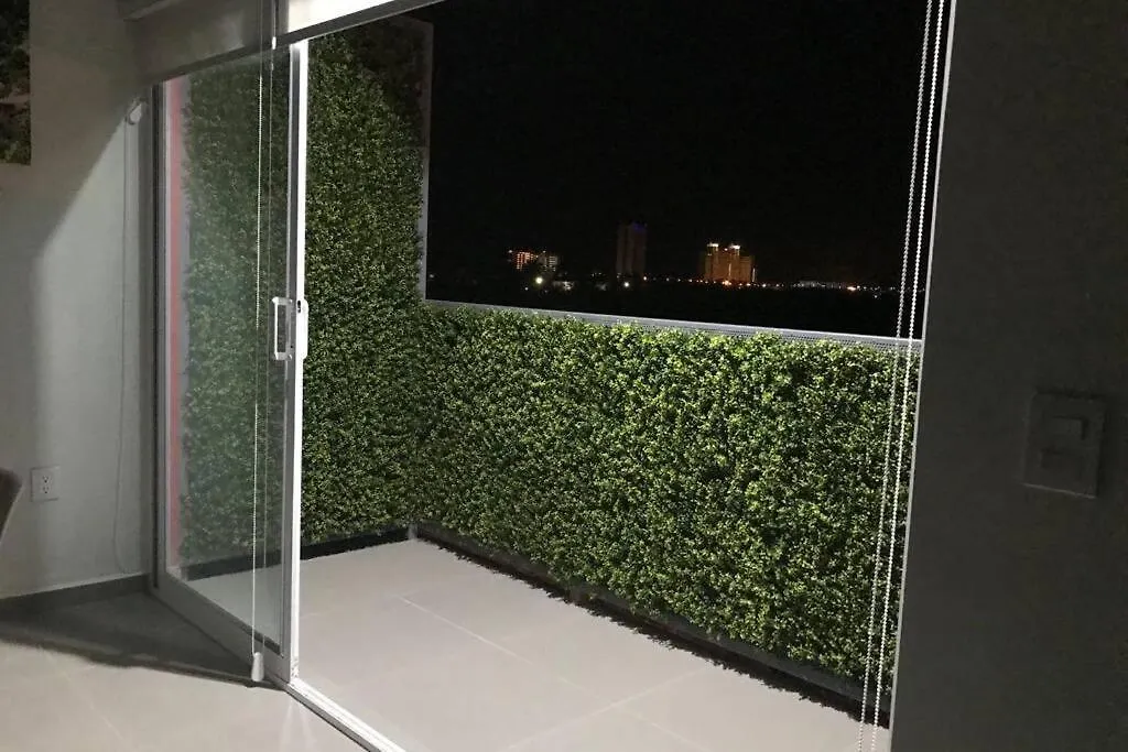 Departamento Con Bonita Vista , Balcon Y Alberca !! En Cerritos - 406 A - Διαμέρισμα Mazatlán 0*,